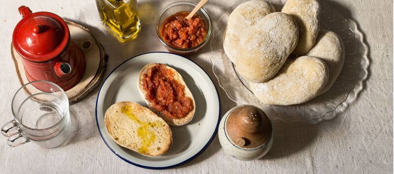 platos-tipicos-malaga-mollete-antequerano Platos Típicos de Málaga