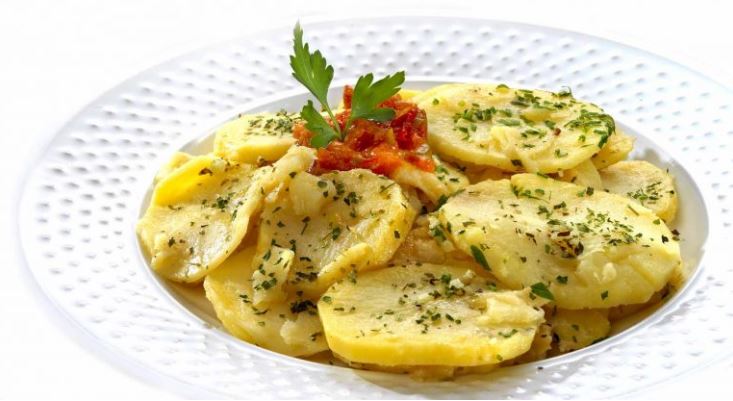 platos-tipicos-malaga-patatas-a-lo-pobre Platos Típicos de Málaga